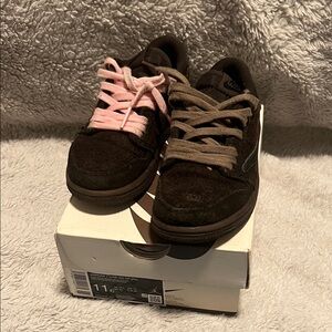 Jordan Kids Sneakers with Pink and Brown Laces